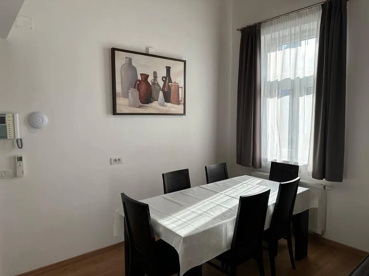 Riverside Palace Apartments 布拉格