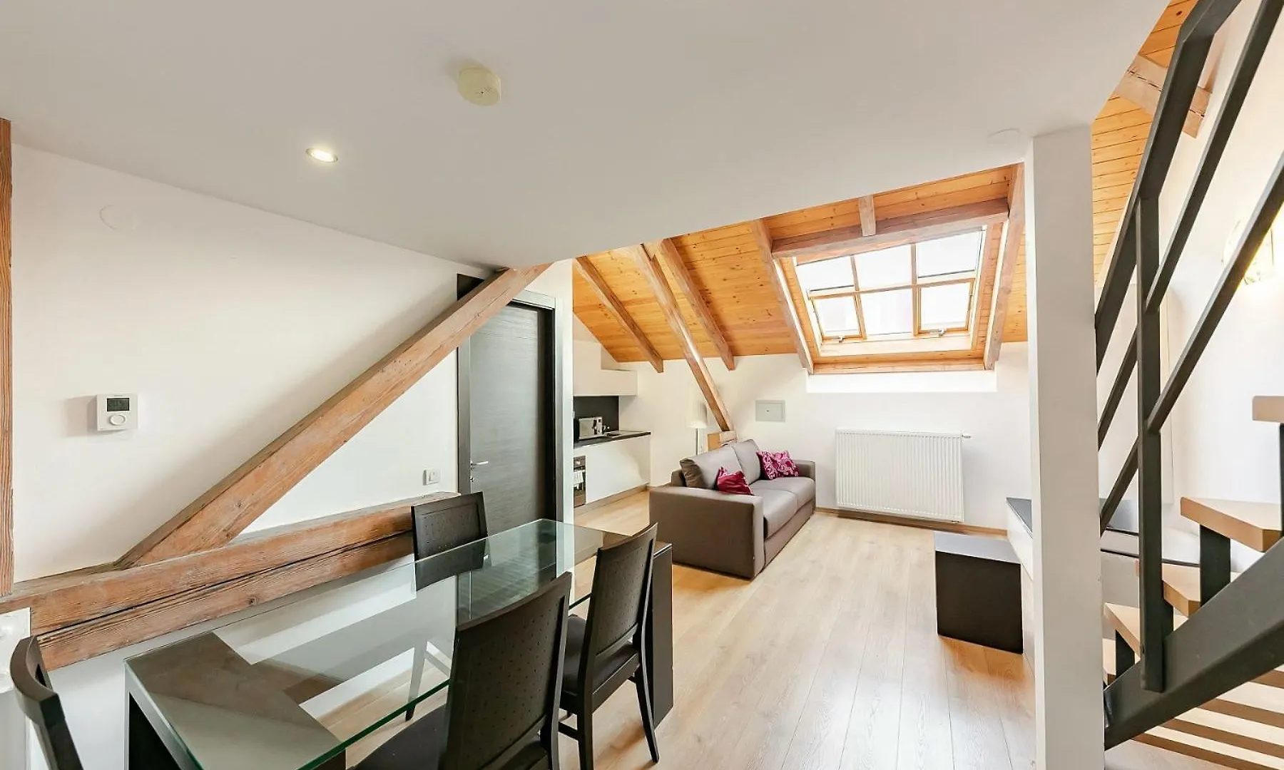 Riverside Palace Apartments Prag