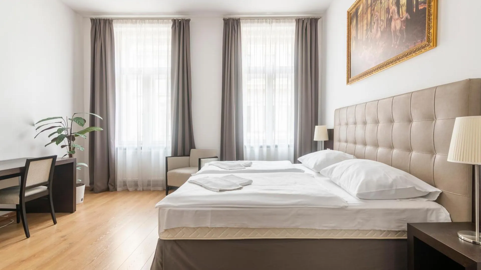 Riverside Palace Apartments Πράγα