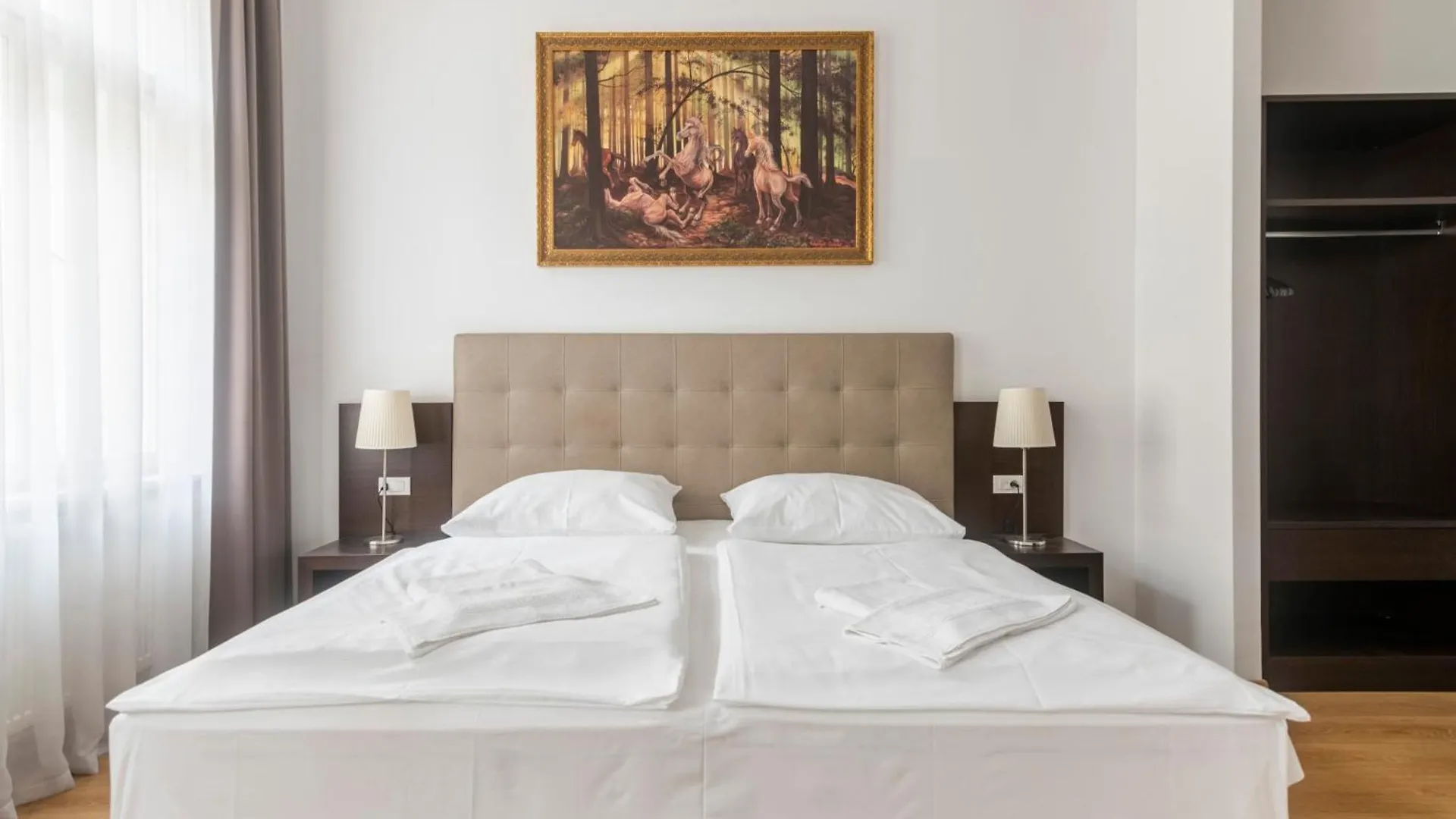 Riverside Palace Apartments Πράγα 0*,