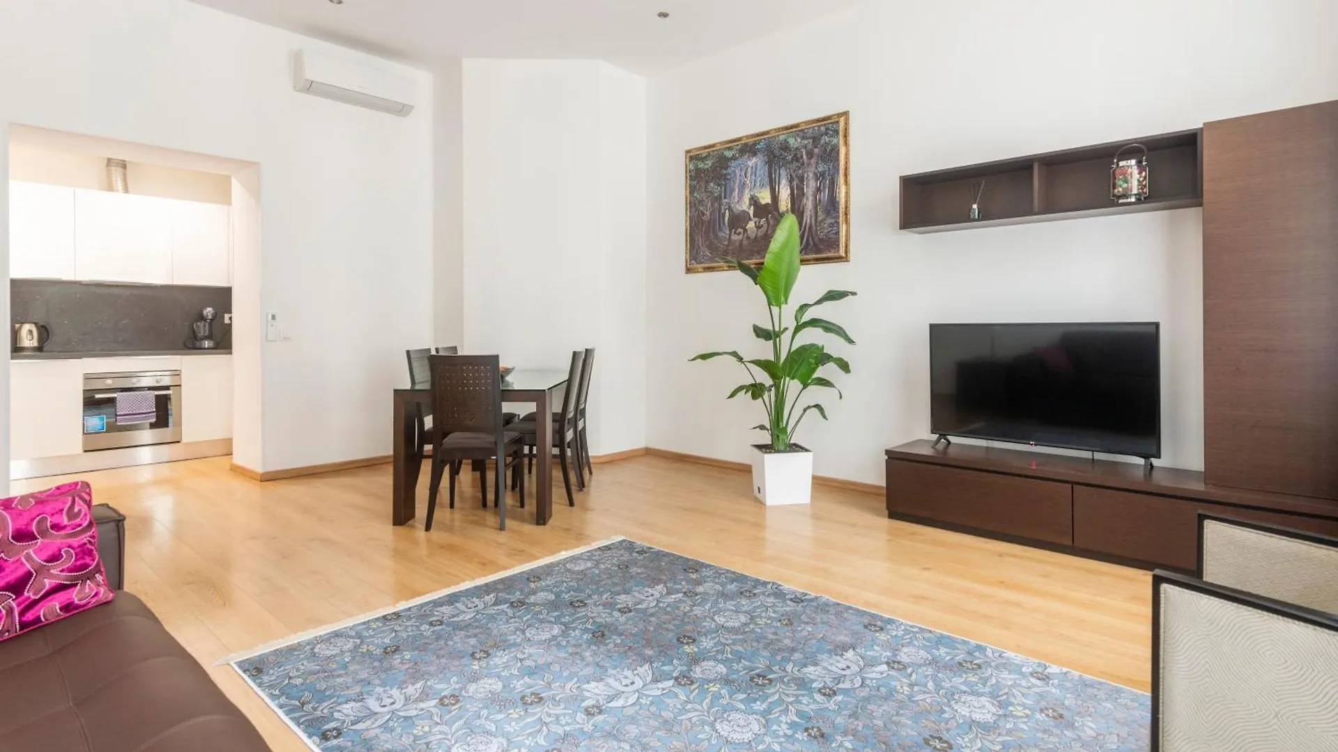 Riverside Palace Apartments Πράγα