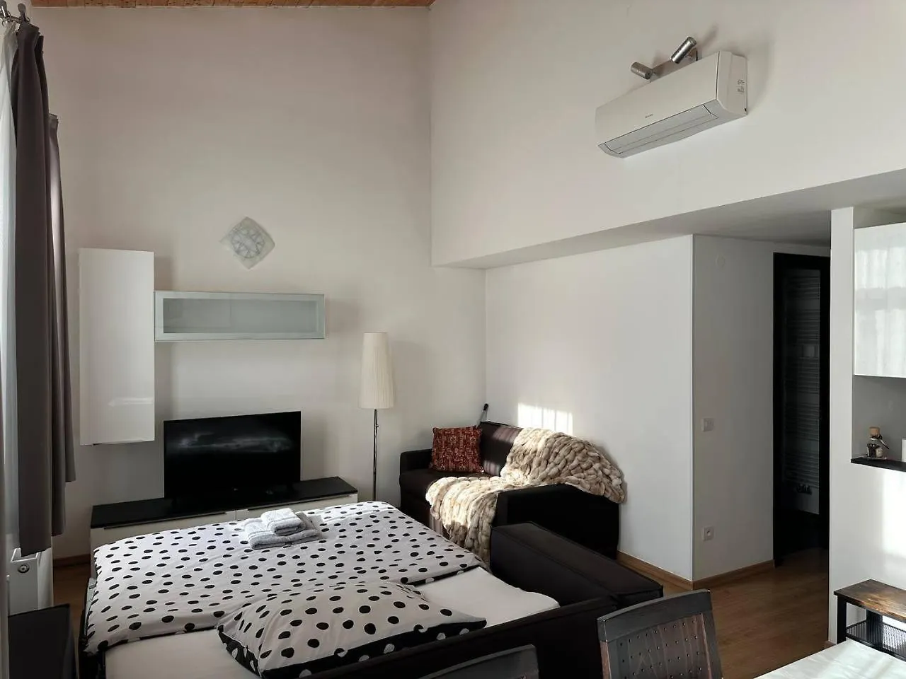 Riverside Palace Apartments Πράγα 0*,  Τσεχία