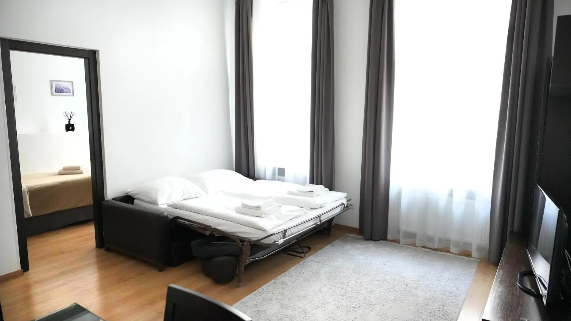 Riverside Palace Apartments Πράγα 0*,