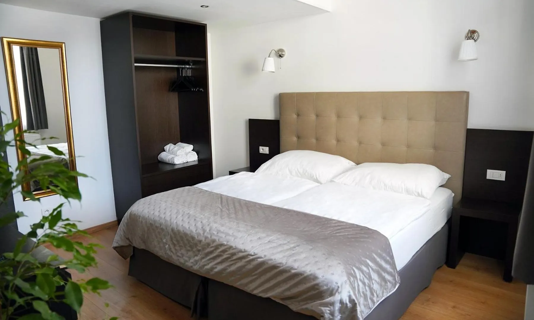 Riverside Palace Apartments Πράγα